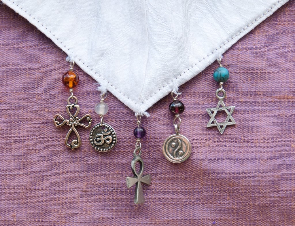 Read more about the article The Interfaith Idea: Crafting a Personal Spirituality